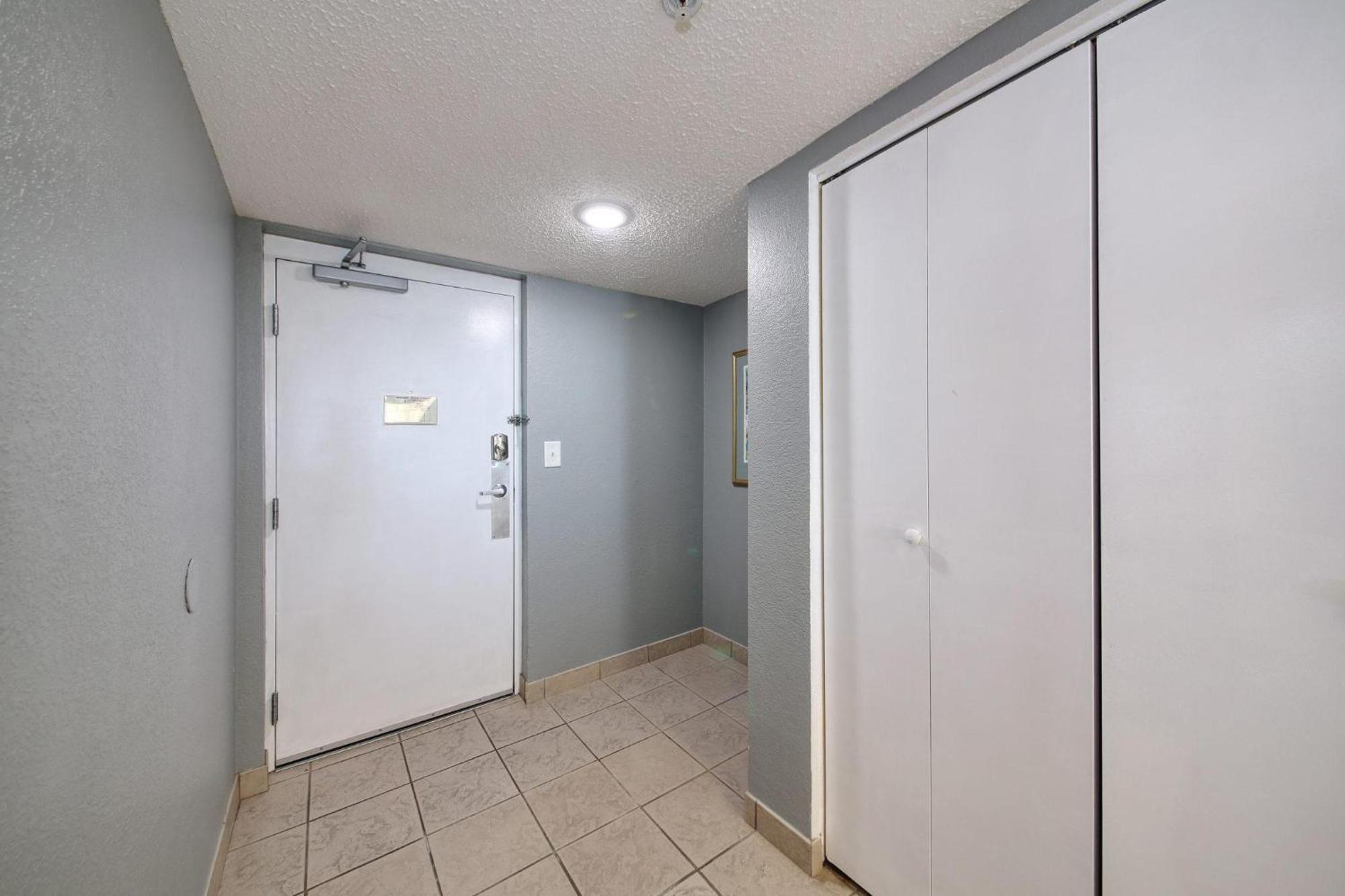 1604 N Ocean Blvd, 0906 - Ocean Front Sleeps 8 Villa Myrtle Beach Luaran gambar